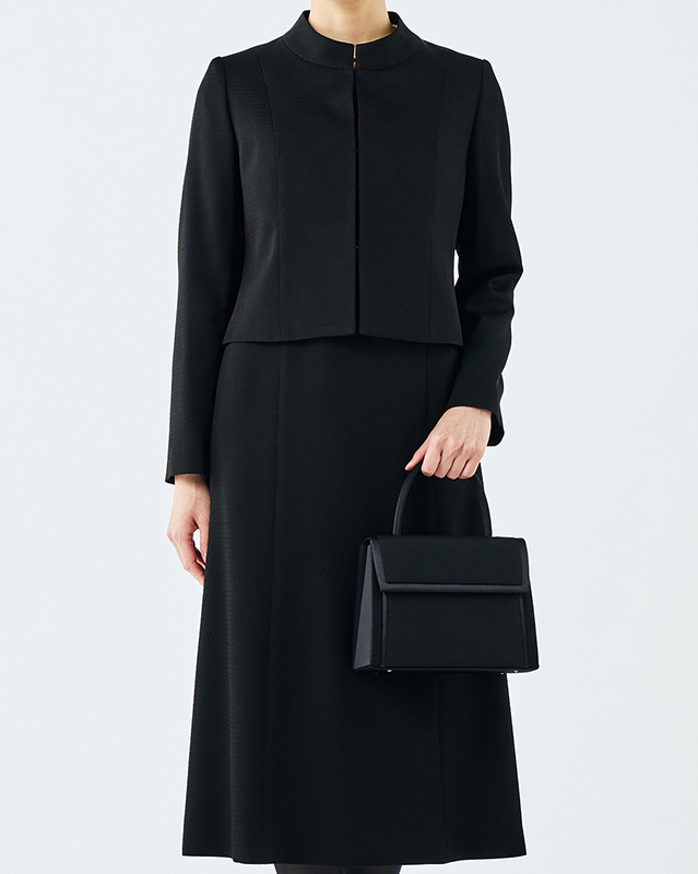 イギン株式会社｜レディースフォーマルウェア “東京イギン”