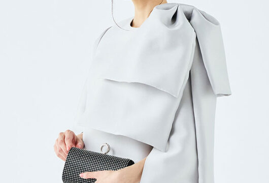 気品と存在感を放つドレス　イギン ジブリーヌ