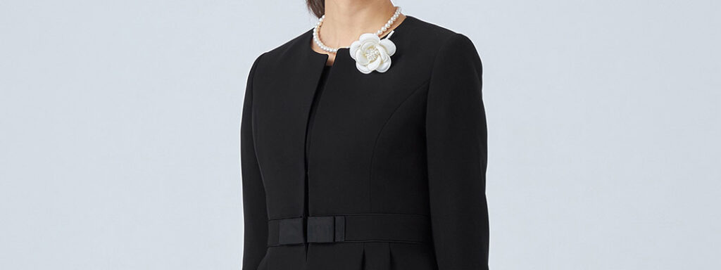 グログランリボンでウエストマーク　アナ スイ セレモニー