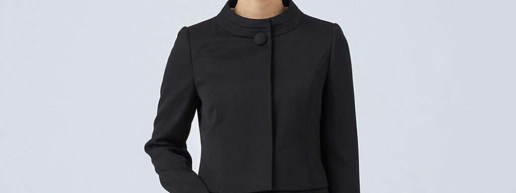 大きなワンボタンがポイント アナ スイ セレモニー